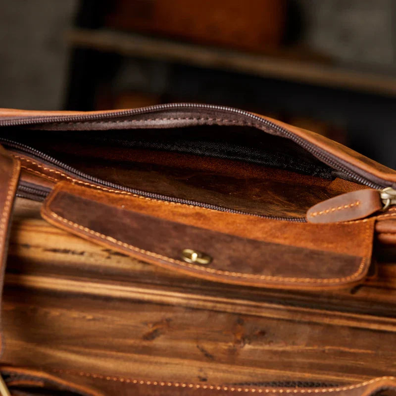 Lars | Echtes Leder Dreieck Schultertasche