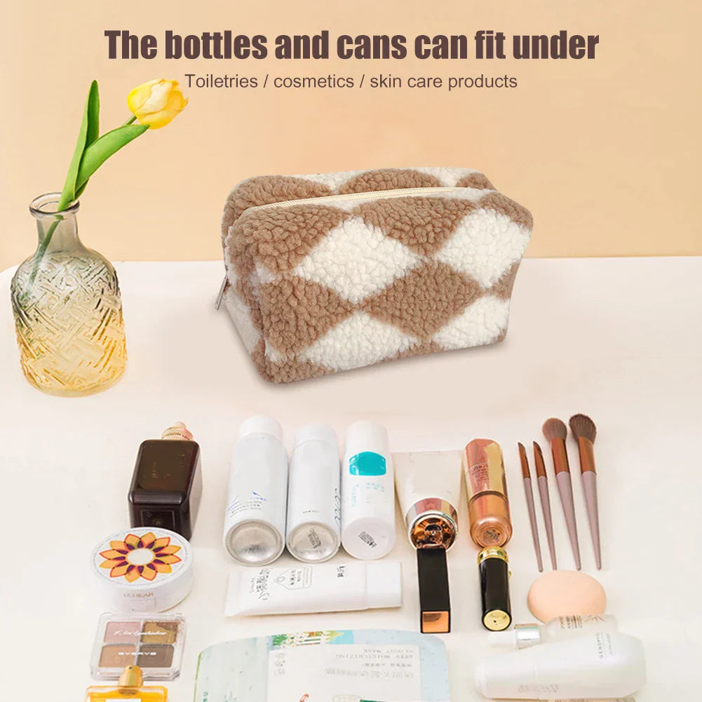 Jazmine | Kariertes weiches Plüsch-Make-up-Täschchen