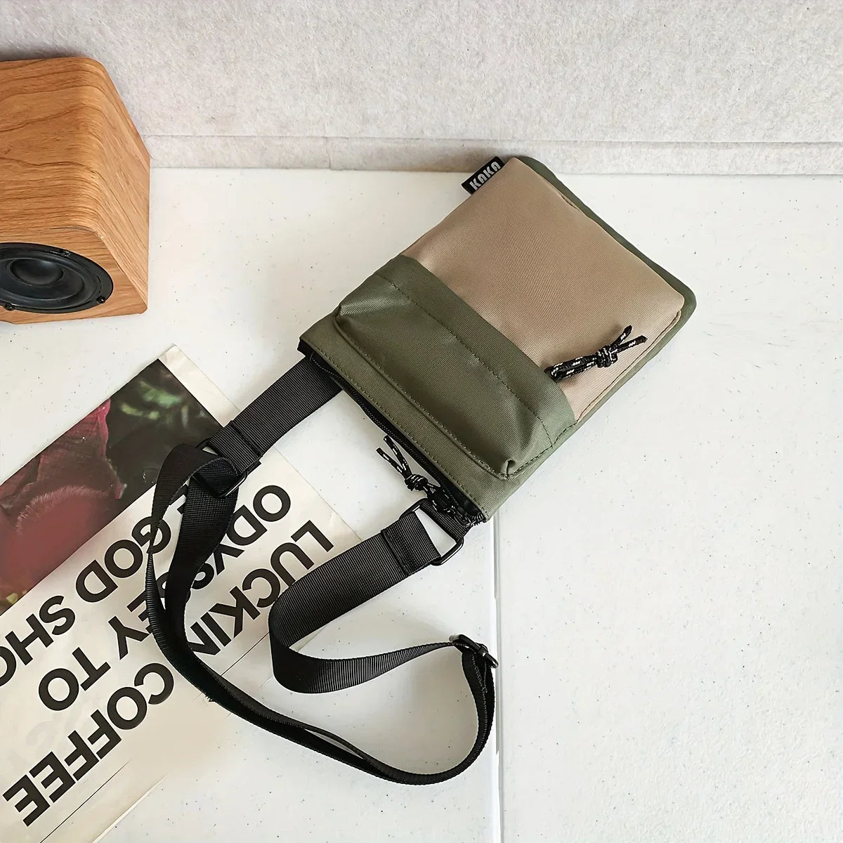 Noah | Kleine kompakte Canvas Crossbody Sling Tasche