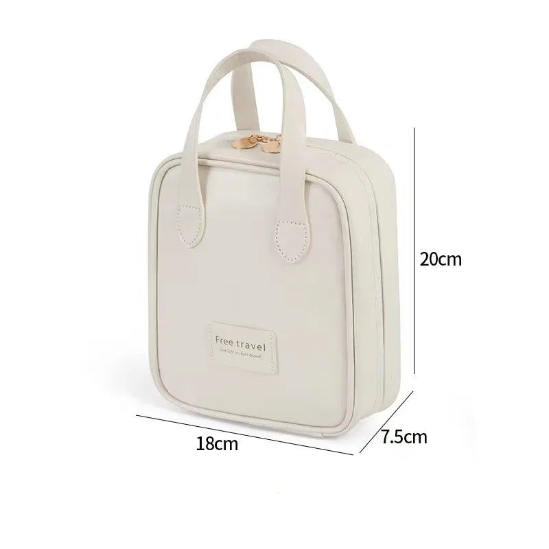 Angelique | Minimalistischer, funktionaler und stilvoller Kosmetiker