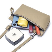 Elena | Kleine kompakte Schultertasche aus Kunstleder