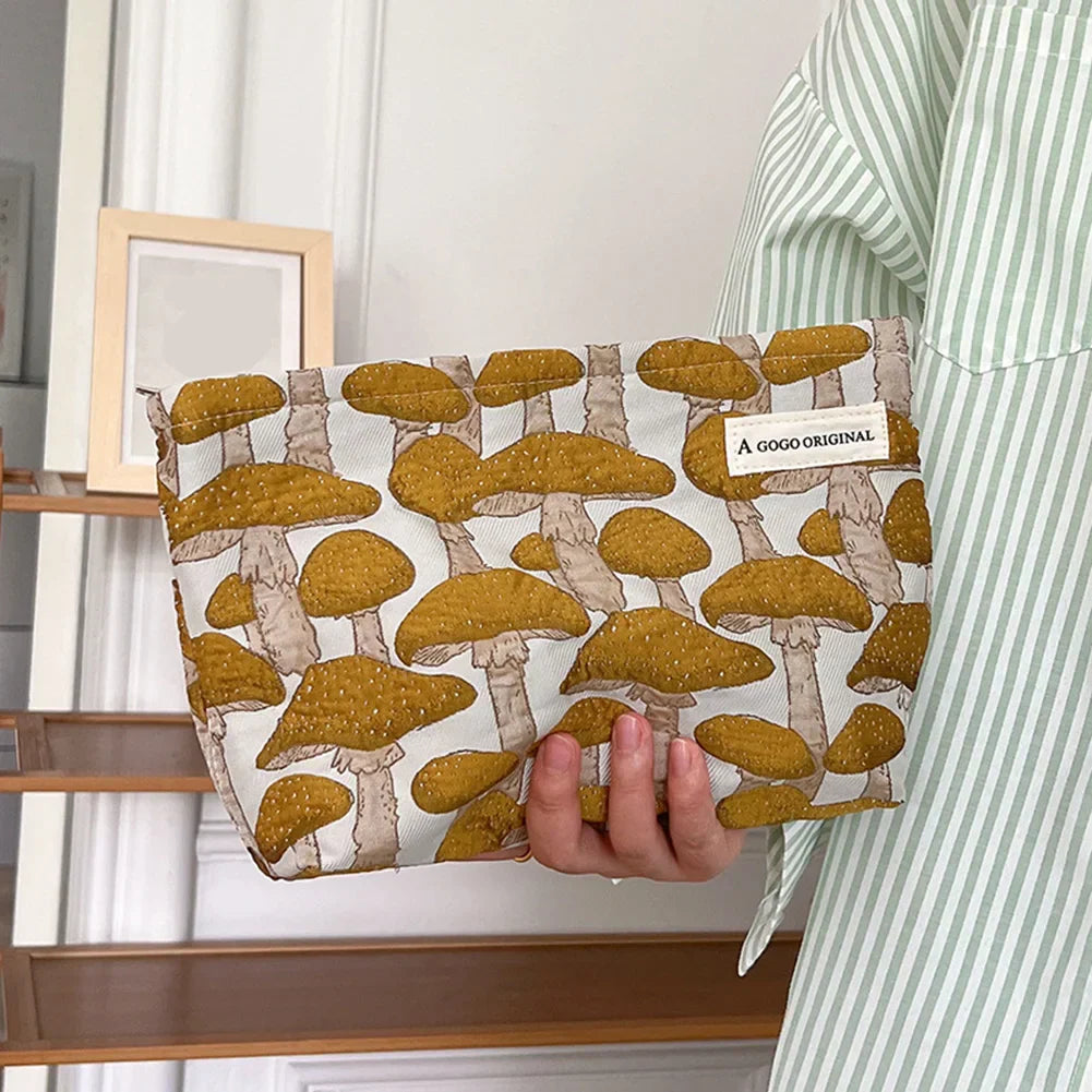 Ellie | Süßer Pilzdruck Kosmetiktasche