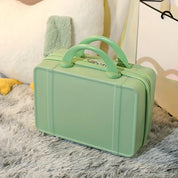 Ayah | Zeitlose Eleganz Reisefreundliche Schönheits- und Pflege Essentials Tasche