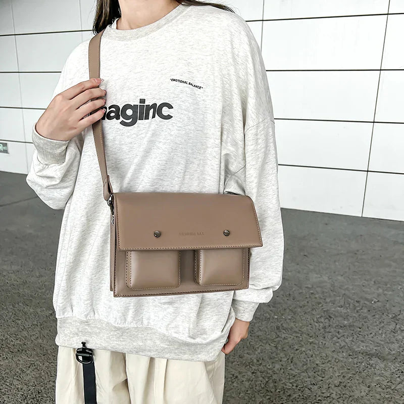 Felix | Wasserfeste Quadratische Schultertasche