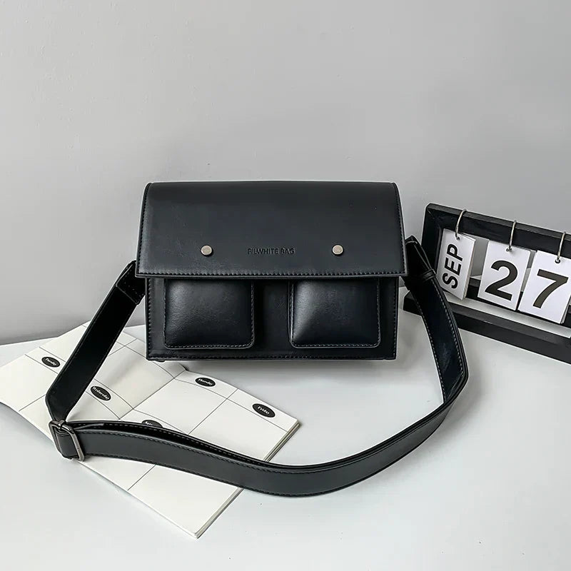 Felix | Wasserfeste Quadratische Schultertasche