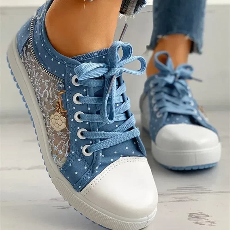 Mila | Modische Blaue Schnürsneaker aus Canvas für Bequemen Alltag