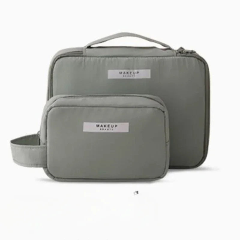 Geräumiger wasserdichter Makeup- und Toilettenorganizer mit Reisdesign