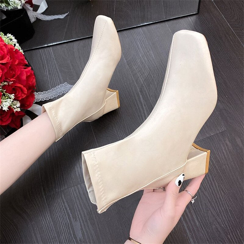 SquareShoes I Heel mit quadratischer Spitze für Damen 4