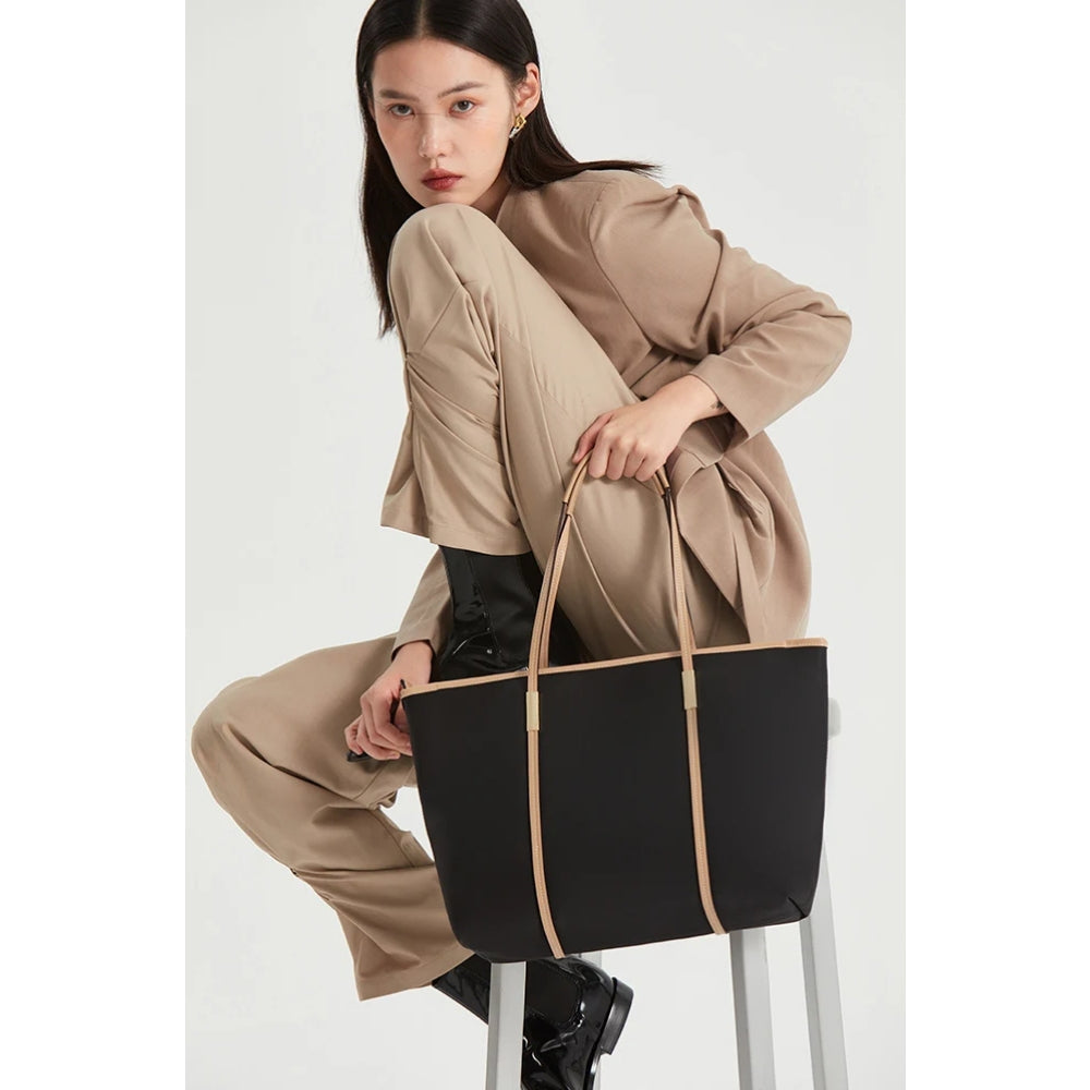 Stilvolle Umhängetasche mit großem Fassungsvermögen für Damen 4