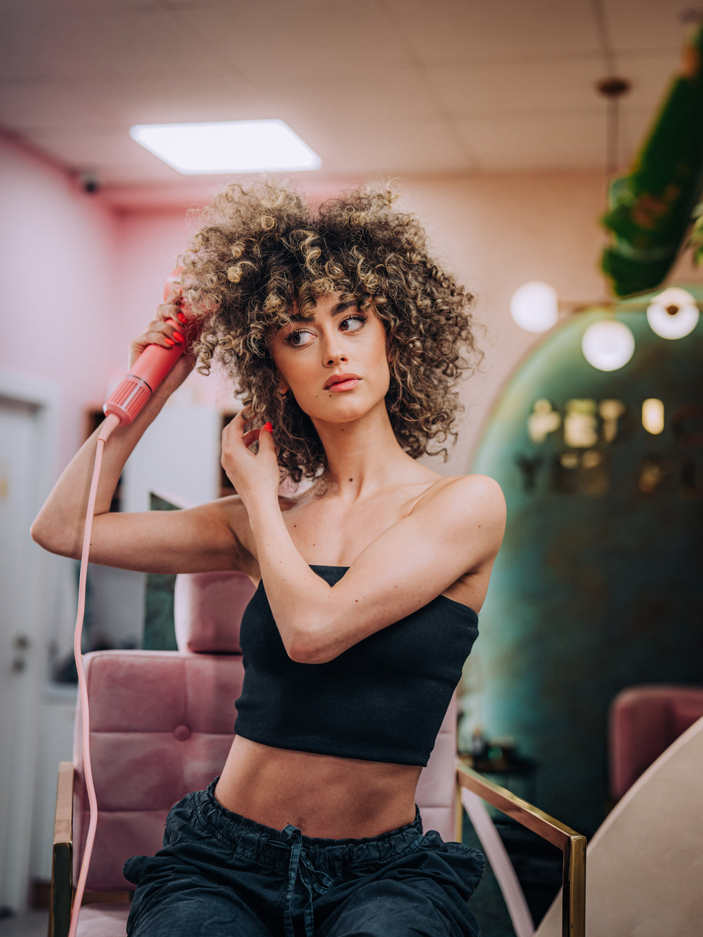 Styledry - schnell trocknender Faartrockner mit Diffusor für glatte, definierte Locken 5