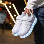 Trendige Rollschuhe für Kinder mit LED-Leuchten 2