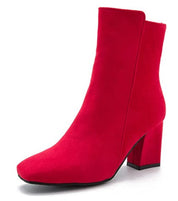 Stiefeletten mit klobigem Blockabsatz – Jamie