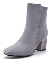 Stiefeletten mit klobigem Blockabsatz – Jamie