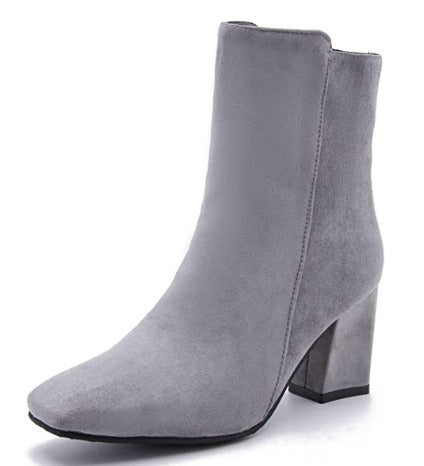 Stiefeletten mit klobigem Blockabsatz – Jamie