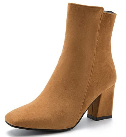 Stiefeletten mit klobigem Blockabsatz – Jamie