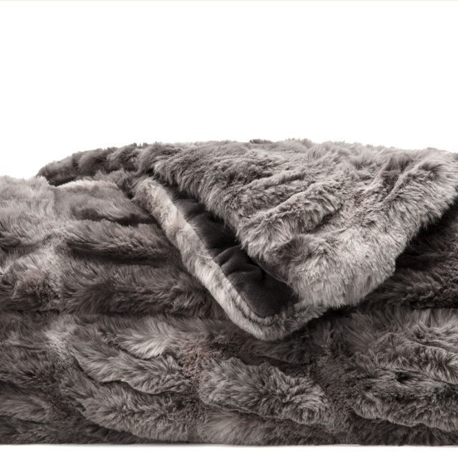 Damen Kuscheldecke Elegant aus Kunstfell für Luxuriösen Komfort und Wärme