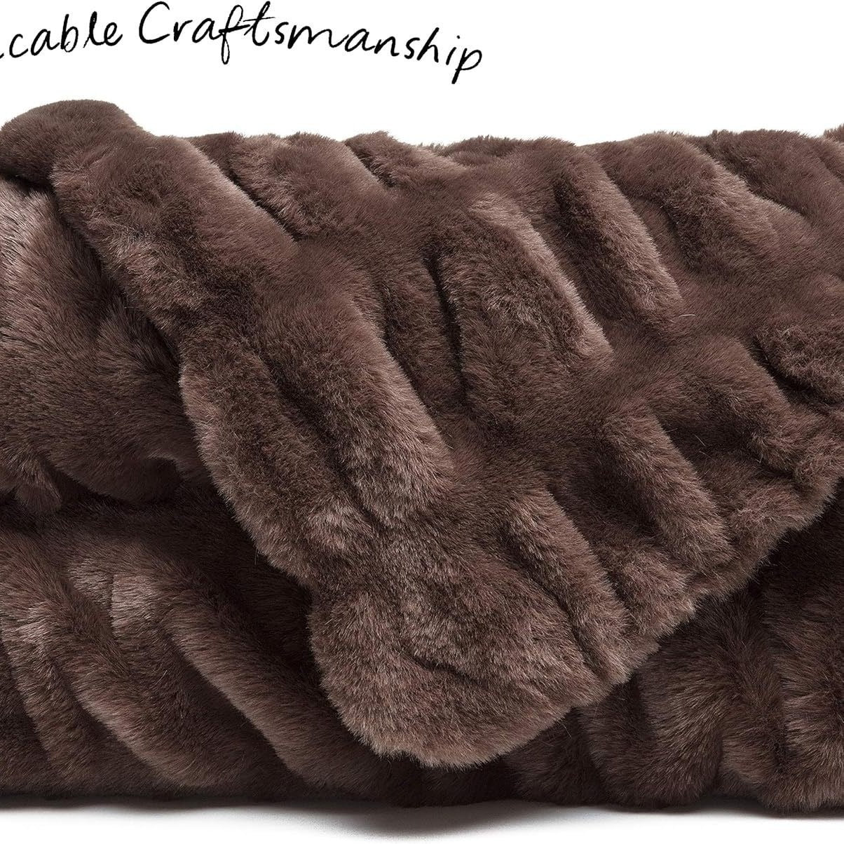 Damen Kuscheldecke Elegant aus Kunstfell für Luxuriösen Komfort und Wärme