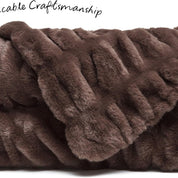 Damen Kuscheldecke Elegant aus Kunstfell für Luxuriösen Komfort und Wärme