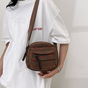 Fleur | Erdbeer Corduroy Schultertasche