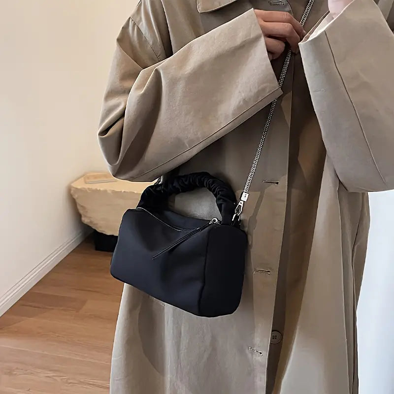 Mila | Cloud Gehäkelt Crossbody Sling Handtasche