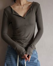 Emily | Lässiges Damenshirt mit Reißverschluss und Rundhalsausschnitt