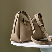 Lila | Vielseitige Genarbte Leder Crossbody Tasche